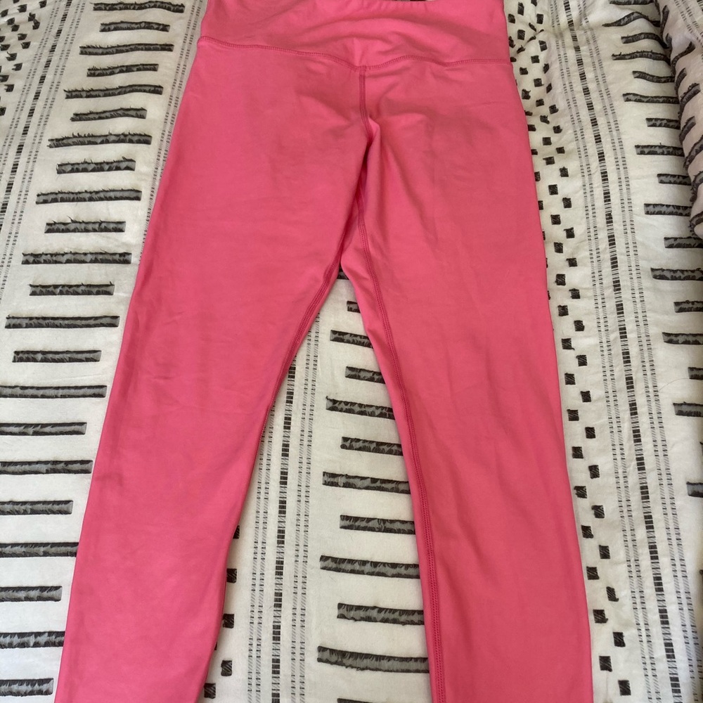 Zyia powder pink shimmery leggings size 6-8